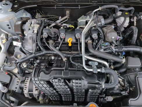 Used 2024 Nissan Altima 2.5 SR w/ SR Premium Package FWD image 37
