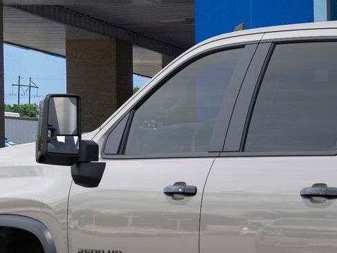 New 2026 Chevrolet Silverado 2500 ZR2 image 12