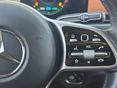 Used 2022 Mercedes-Benz GLS 450 4MATIC image 23