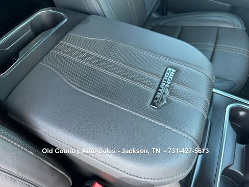 Used 2025 Chevrolet Silverado 2500 High Country w/ Midnight Edition image 55