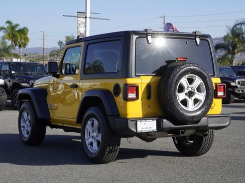 Certified 2019 Jeep Wrangler Sport AWD/4WD image 6