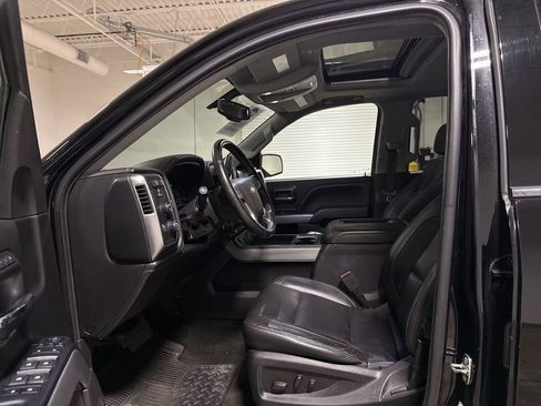 Used 2018 Chevrolet Silverado 1500 LTZ Z71 w/ Redline Edition image 20