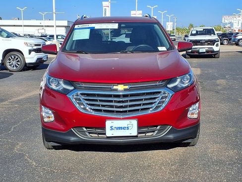 Used 2020 Chevrolet Equinox LT FWD image 2