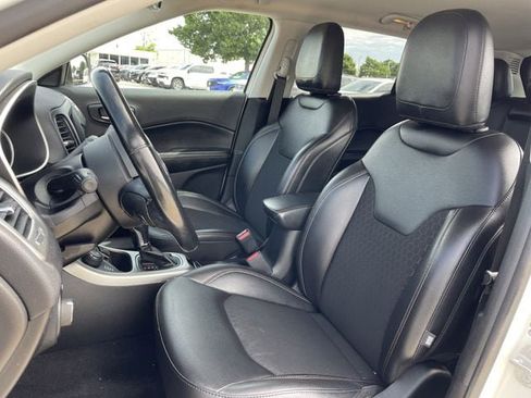 Used 2021 Jeep Compass Latitude w/ Convenience Group AWD/4WD image 24