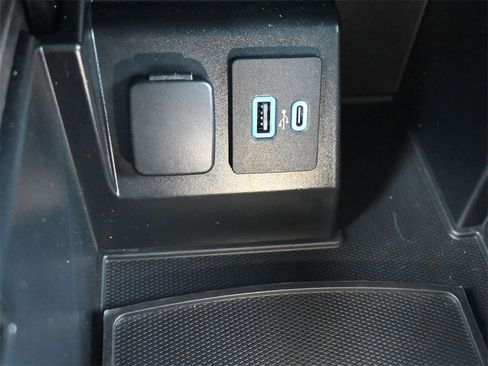 Used 2020 Ford Explorer ST w/ Premium Technology Package image 15