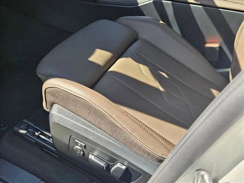 Used 2026 BMW X3 xDrive30 w/ Premium Package image 4