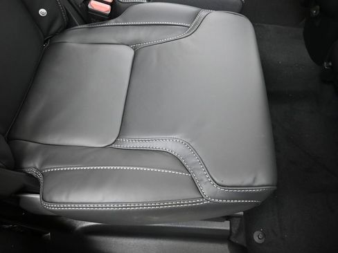 New 2026 Volvo XC90 B6 Ultra w/ Protection Package Premier AWD/4WD image 16