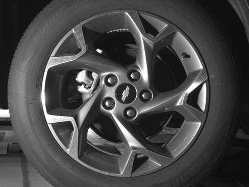 Used 2025 Chevrolet Trax LT FWD image 15