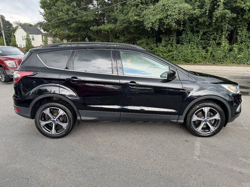 Used 2018 Ford Escape SEL AWD/4WD image 4