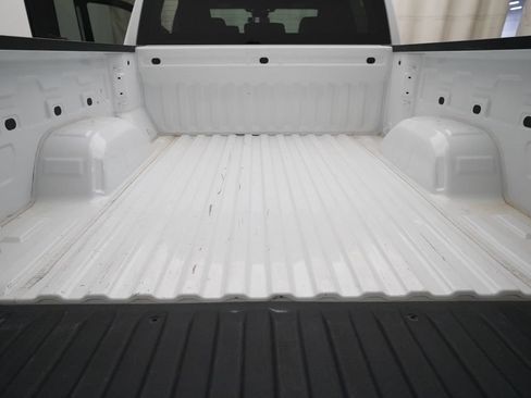 Used 2024 Chevrolet Silverado 1500 LT AWD/4WD image 9