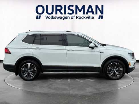Used 2018 Volkswagen Tiguan SEL AWD/4WD image 7