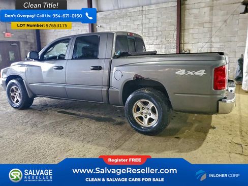 Used 2005 Dodge Dakota SLT image 3