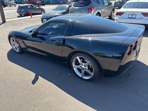 Used 2007 Chevrolet Corvette Coupe w/ Preferred Equipment Group image 5