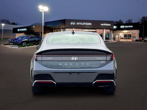 New 2026 Hyundai Sonata Limited image 6