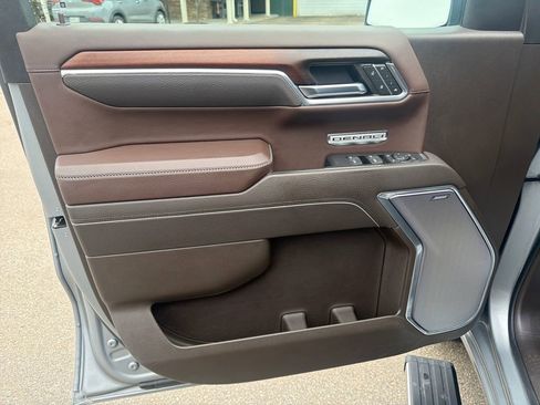 Certified 2024 GMC Sierra 1500 Denali w/ Denali Reserve Package AWD/4WD image 12