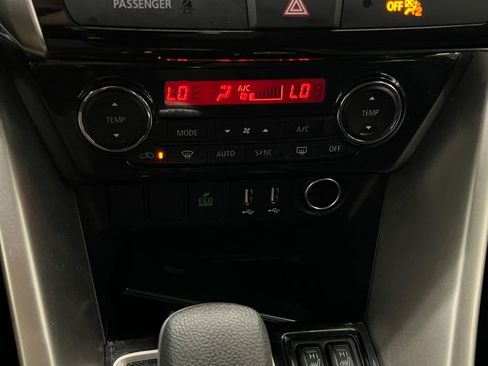 Used 2023 Mitsubishi Eclipse Cross SE image 22