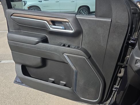Used 2022 Chevrolet Silverado 1500 LT RWD image 24