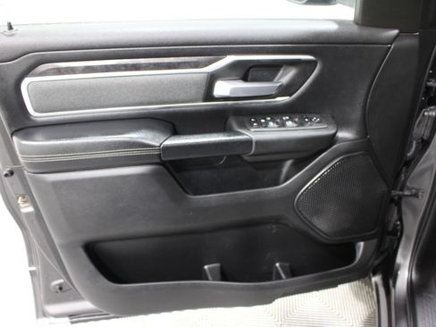 Used 2022 RAM 1500 Big Horn AWD/4WD image 6