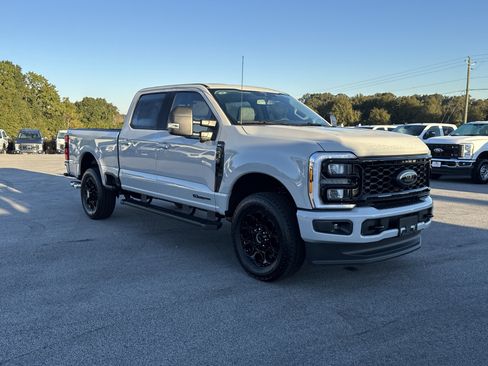 New 2026 Ford F250 XLT w/ XLT Premium Package image 4
