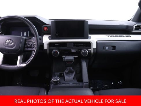 Certified 2024 Toyota Tacoma TRD Off-Road AWD/4WD image 5