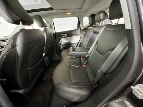Used 2022 Jeep Compass Limited w/ Elite Group AWD/4WD image 26