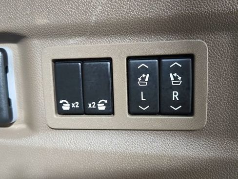 Used 2023 GMC Yukon Denali AWD/4WD image 55