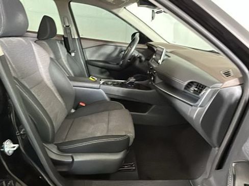 Used 2021 Nissan Rogue S AWD/4WD image 31