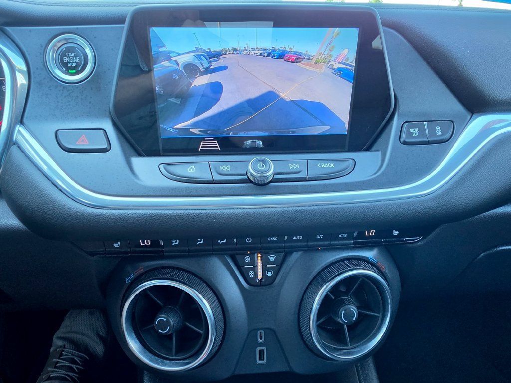 Used 2019 Chevrolet Blazer LT FWD image 20