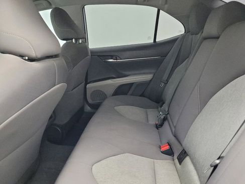 Used 2022 Toyota Camry LE image 18