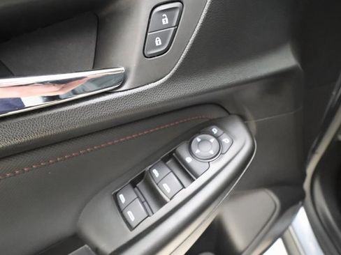 Used 2022 Chevrolet TrailBlazer RS image 8