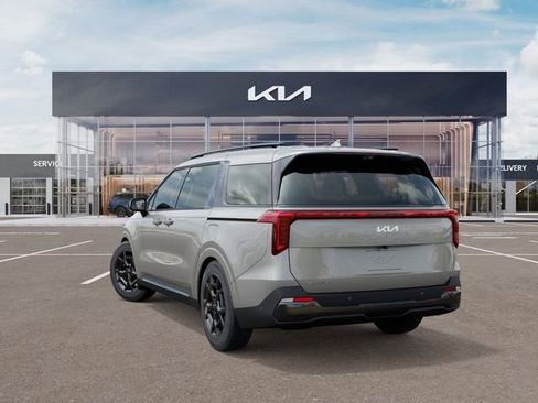 New 2025 Kia Carnival SX Prestige FWD image 4