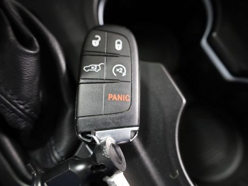 Used 2022 Dodge Durango R/T w/ Trailer Tow Group IV image 23