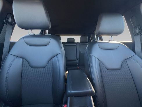 New 2026 Jeep Compass Latitude image 2