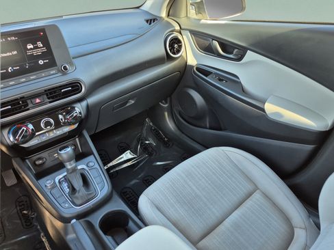 Certified 2023 Hyundai Kona SEL AWD/4WD image 13
