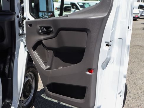 Used 2026 Ford Transit 250 148 Medium Roof RWD image 40