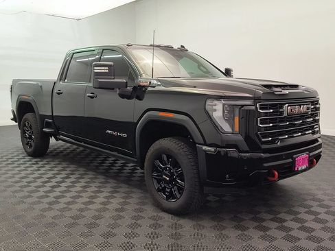 Used 2026 GMC Sierra 3500 AT4 w/ AT4 Premium Plus Package AWD/4WD image 7