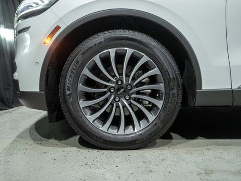 Used 2023 Lincoln Aviator Reserve w/ Elements Package Plus image 7