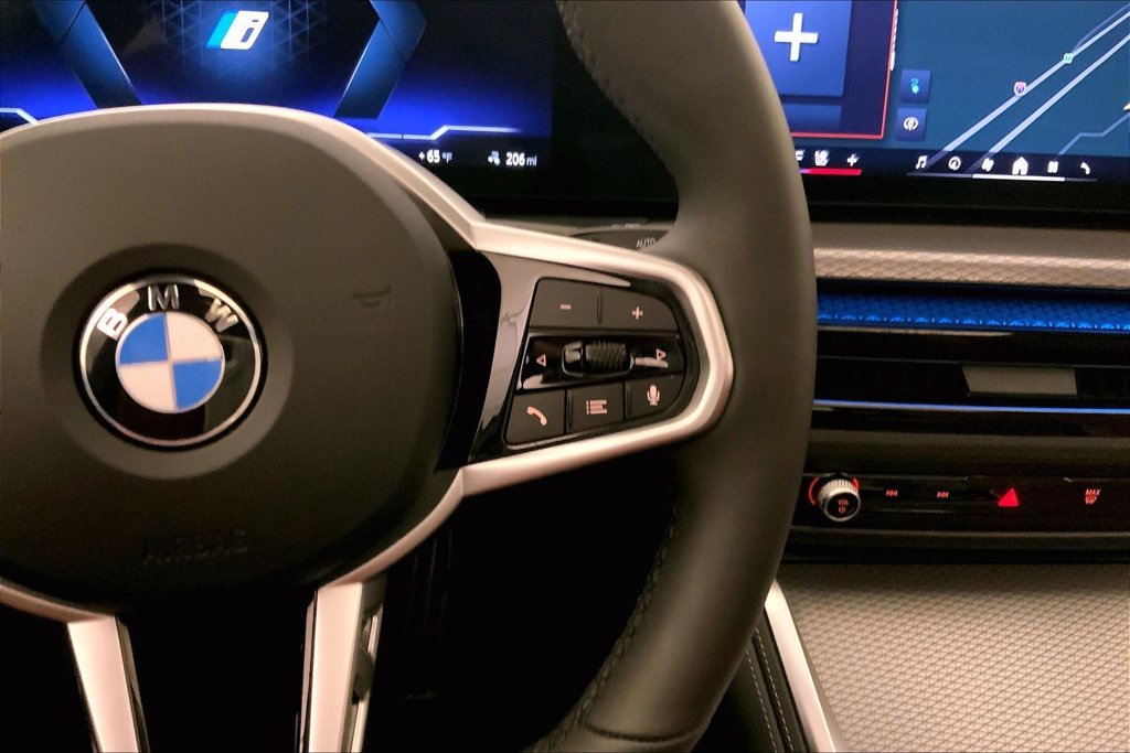 Used 2026 BMW i4 xDrive40i AWD/4WD image 18