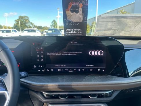 New 2025 Audi Q5 Premium Plus image 16