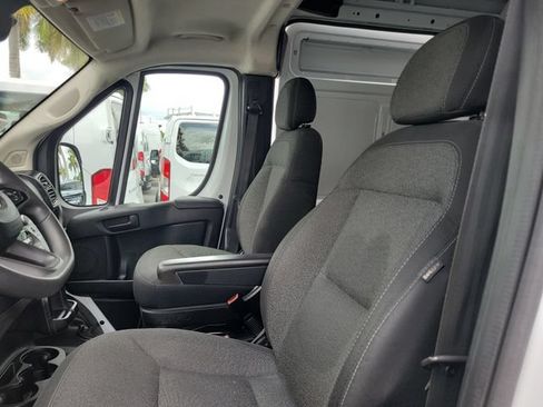Used 2023 RAM ProMaster 2500 FWD image 16