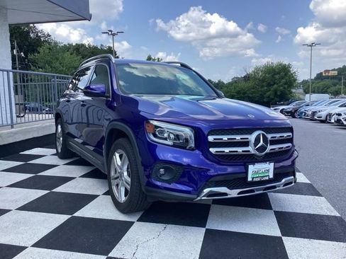 Used 2021 Mercedes-Benz GLB 250 4MATIC image 4