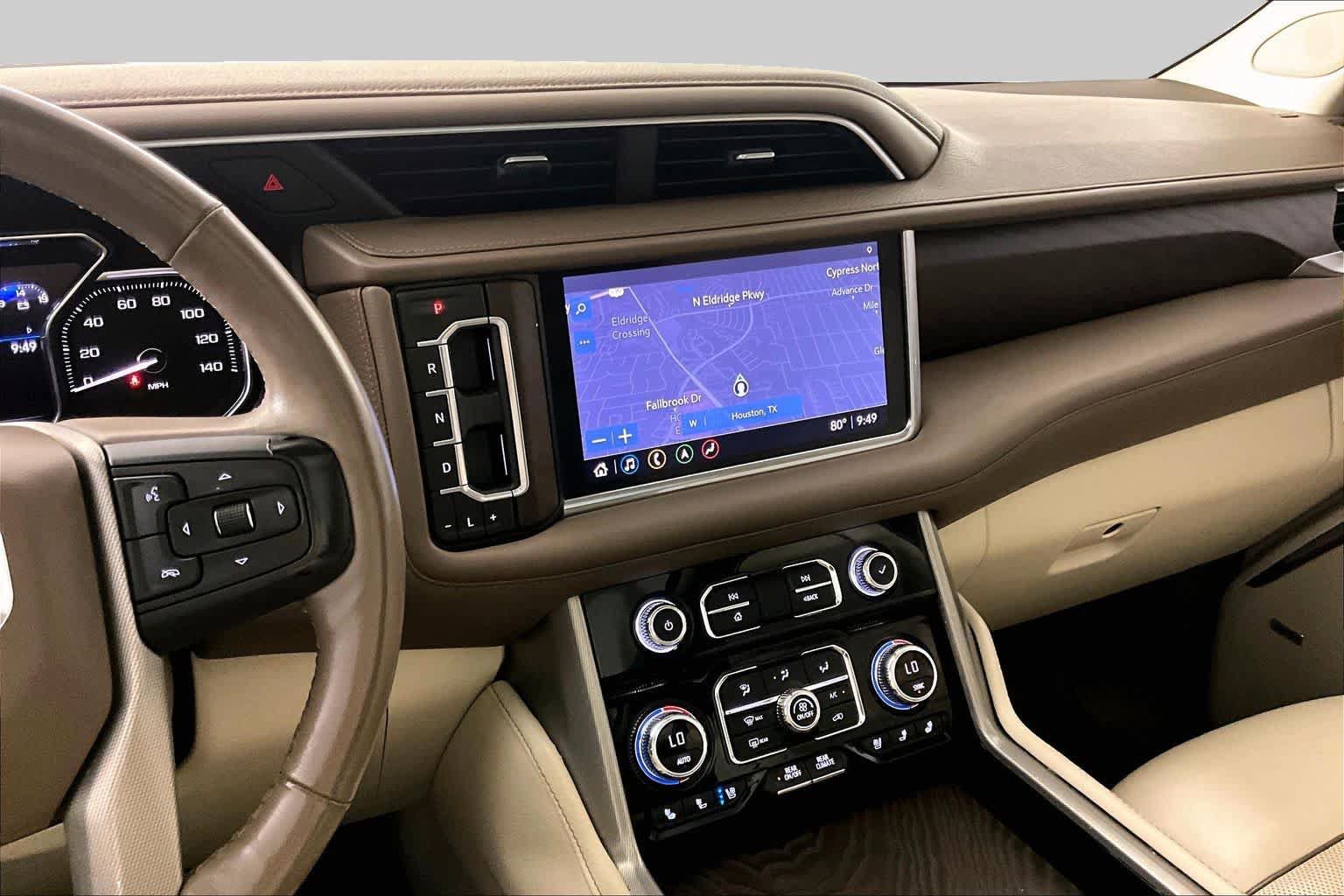 Used 2021 GMC Yukon Denali w/ Denali Premium Package RWD image 7