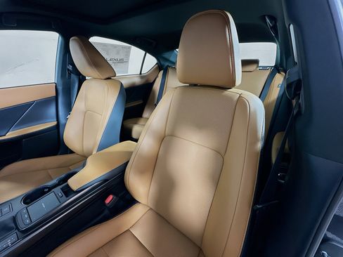 New 2025 Lexus IS 350 F Sport w/ Navigation Package image 21