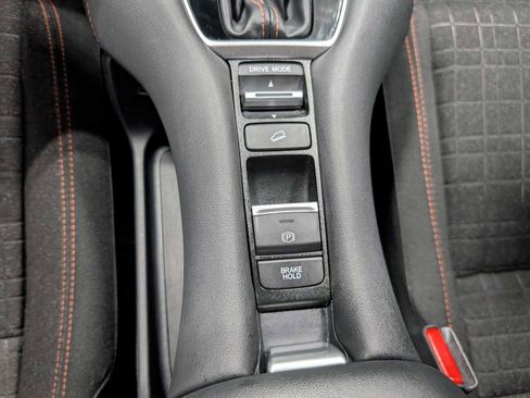 Certified 2024 Honda HR-V Sport image 26