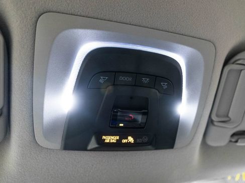 Certified 2023 Toyota Corolla Cross LE image 27