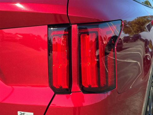 Used 2023 Kia Sorento SX Prestige image 8