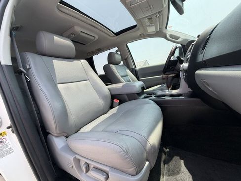 Used 2012 Toyota Sequoia Platinum RWD image 7