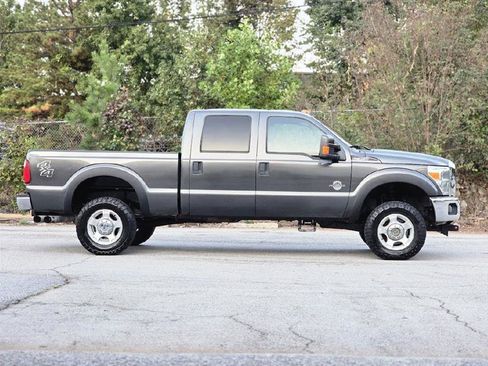 Used 2016 Ford F350 XLT w/ XLT Value Package image 8