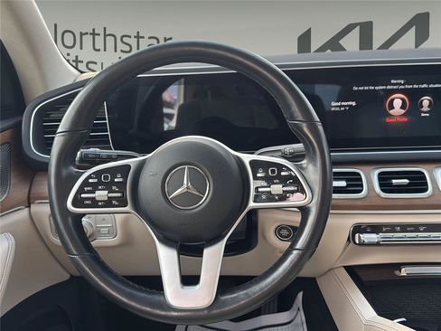 Used 2021 Mercedes-Benz GLE 450 4MATIC w/ AMG Line Exterior image 9