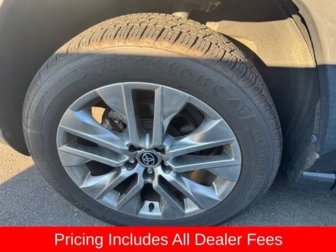 Used 2023 Toyota RAV4 XLE Premium FWD image 11